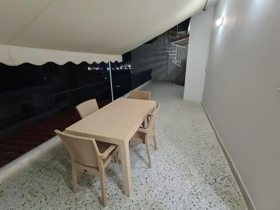 Athens Sky Suites 1 พีเรียส ภายนอก รูปภาพ